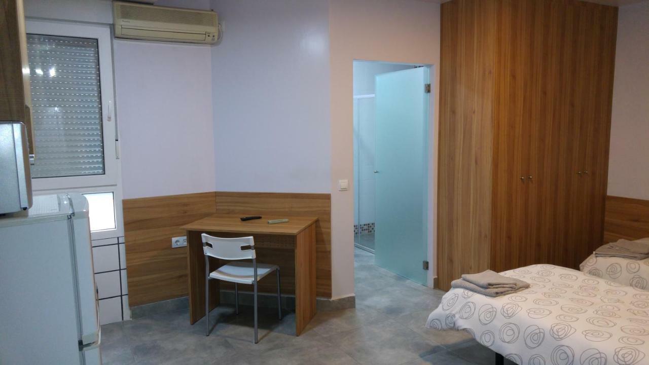 מדריד Hostal Usera מראה חיצוני תמונה